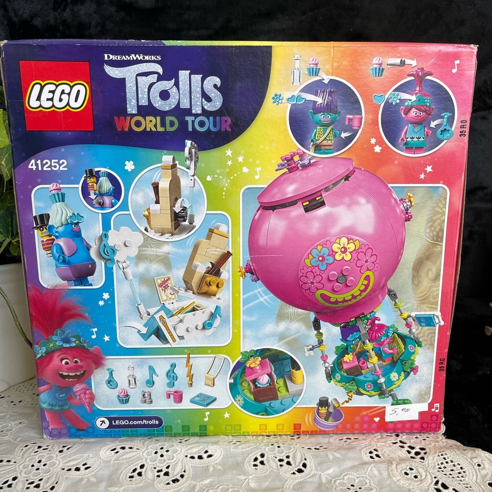 Lego Trolls 41252 Poppy’s Hot Air Balloon Adventure - Picture 2 of 4